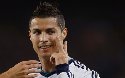 DB电竞独家-凯特琳福特女篮扣将第一人