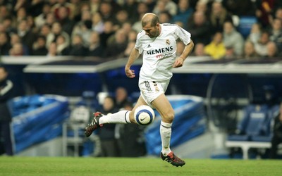 DB电竞评论-罗德里戈进球后指天纪念